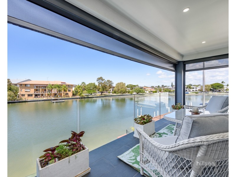 2/46 Vaggelas Crescent, Biggera Waters QLD 4216