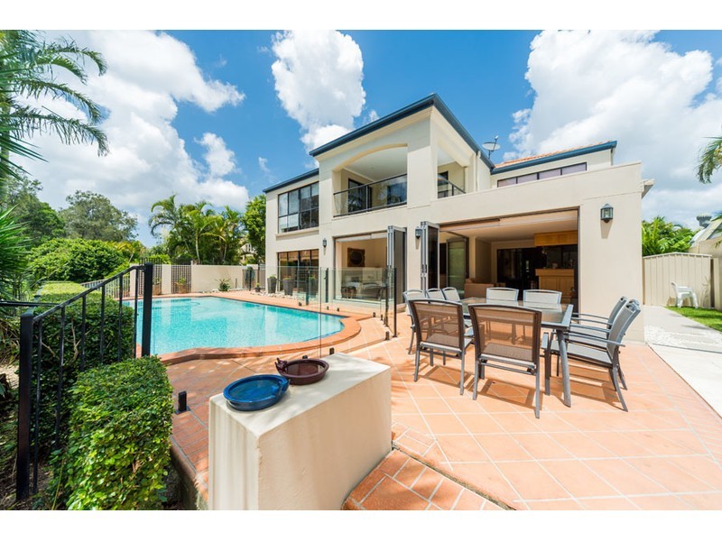 19 Tranquility Circuit, Helensvale QLD 4212