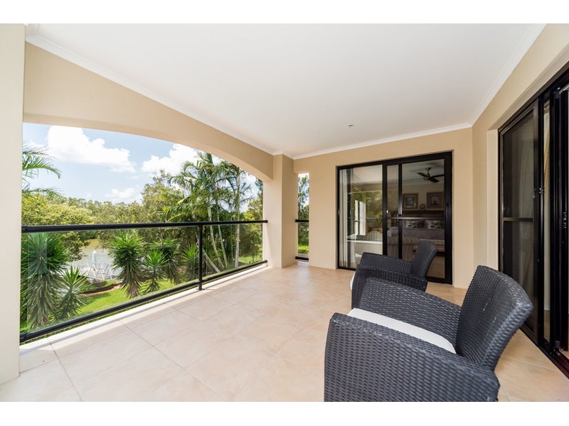 19 Tranquility Circuit, Helensvale QLD 4212