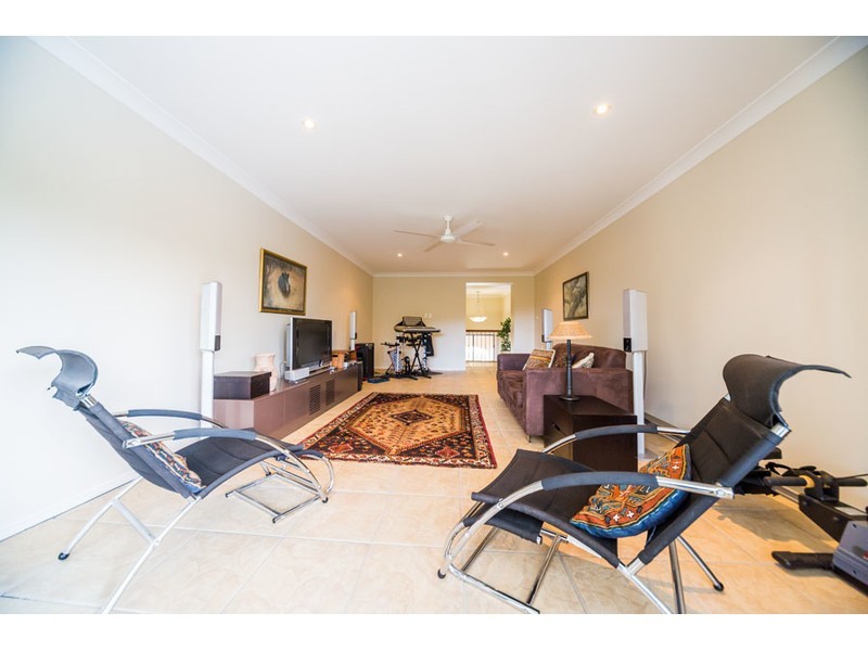 19 Tranquility Circuit, Helensvale QLD 4212