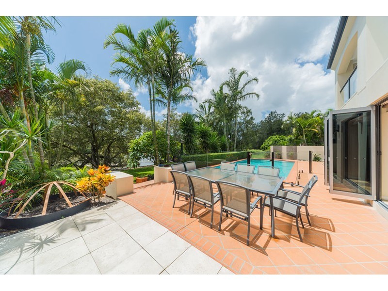 19 Tranquility Circuit, Helensvale QLD 4212