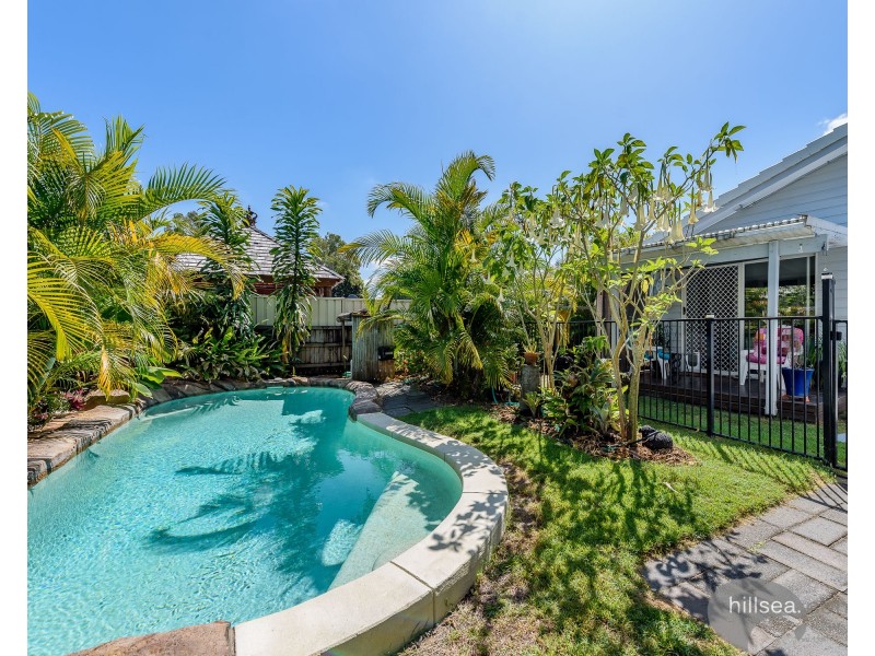 22 Allinga Street, Coombabah QLD 4216