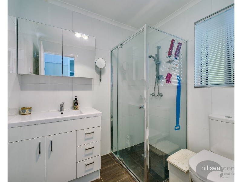 22 Allinga Street, Coombabah QLD 4216