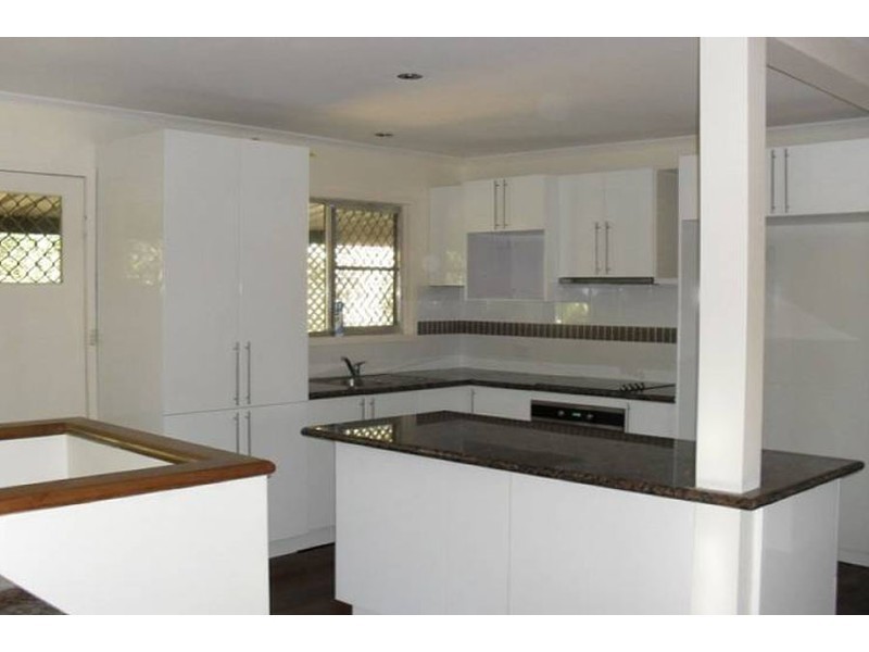 1 Clifton Street, Biggera Waters QLD 4216