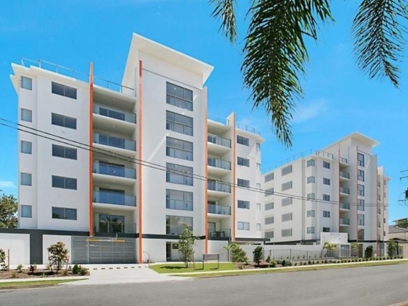 4-6 Bradford Street, Labrador QLD 4215