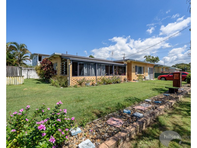 4 Kropp Street, Biggera Waters QLD 4216