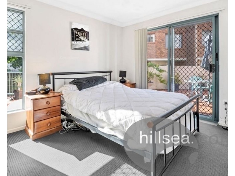 6/7-9 Robert Street, Labrador QLD 4215