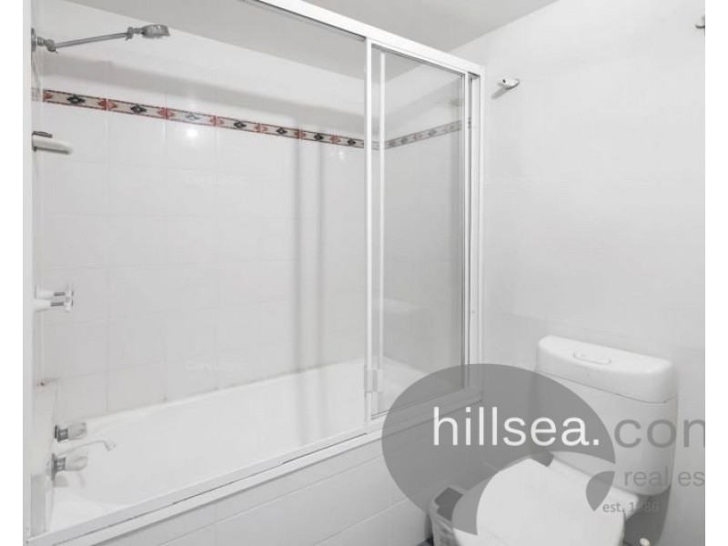 6/7-9 Robert Street, Labrador QLD 4215