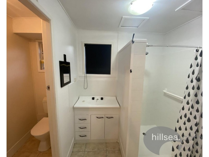 2/29 Muscovey Avenue, Paradise Point QLD 4216