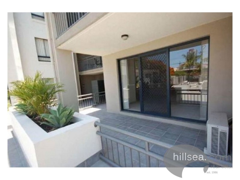 4/46-48 Lenneberg Street, Southport QLD 4215