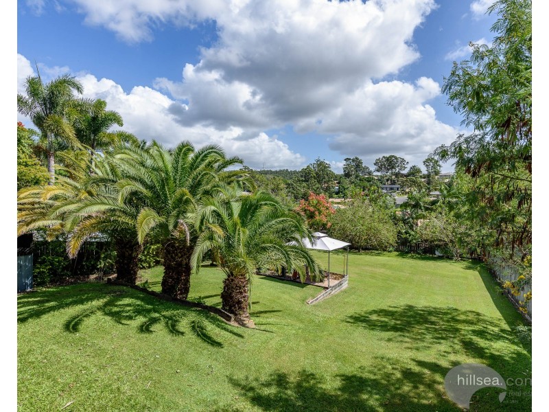 11 Presbytery Lane, Molendinar QLD 4214