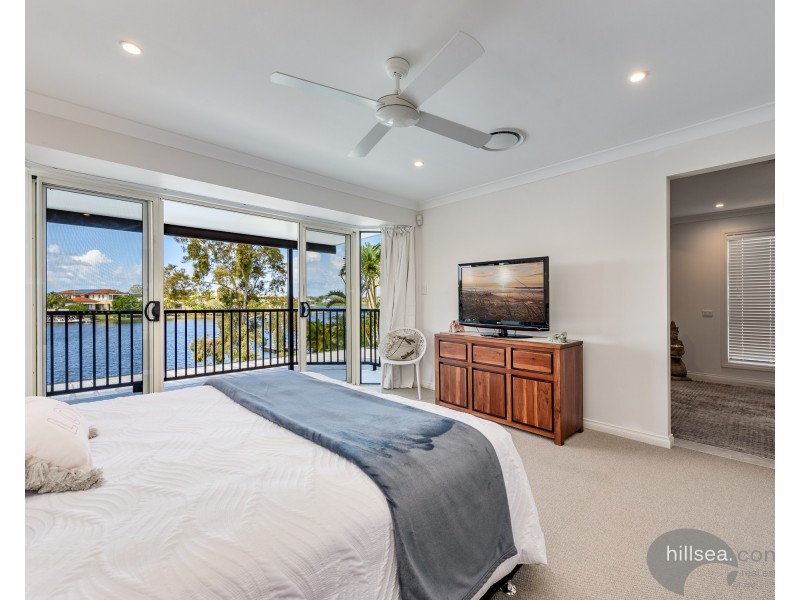 2 Wisemans Court, Helensvale QLD 4212