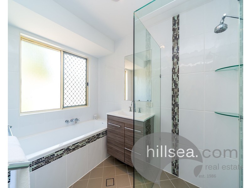 31 Alcott Court, Parkwood QLD 4214