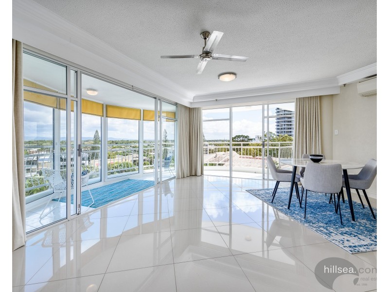 6D/5 Bayview Street, Runaway Bay QLD 4216