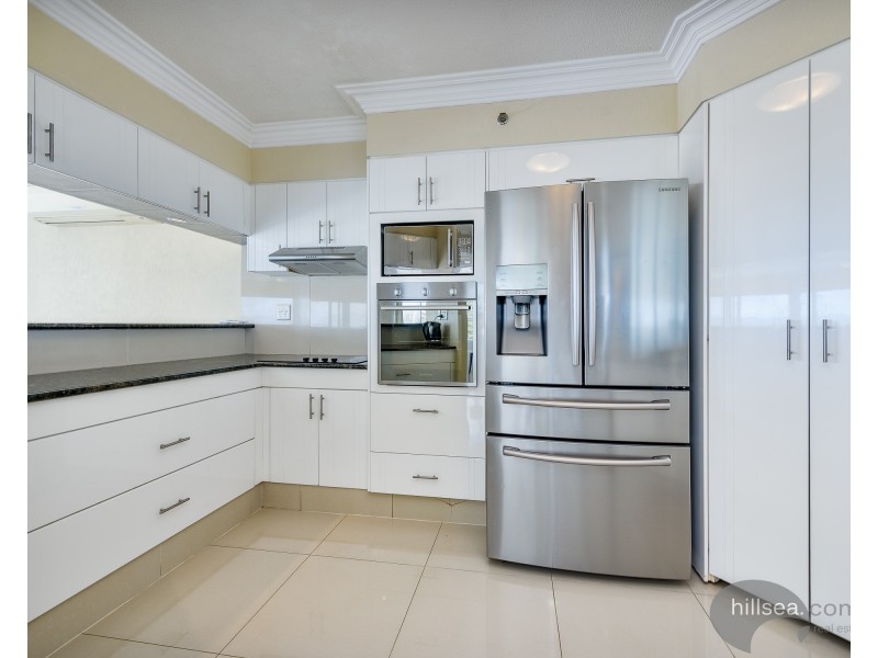 6D/5 Bayview Street, Runaway Bay QLD 4216