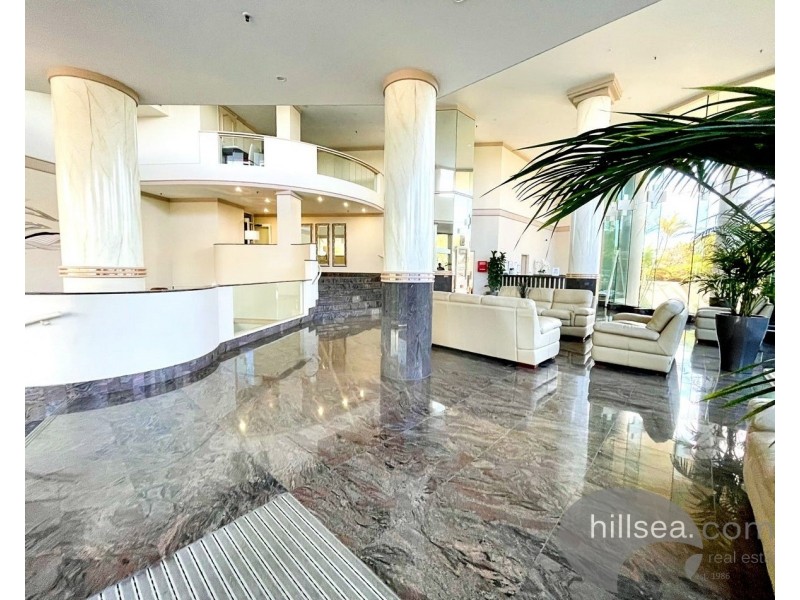 6D/5 Bayview Street, Runaway Bay QLD 4216