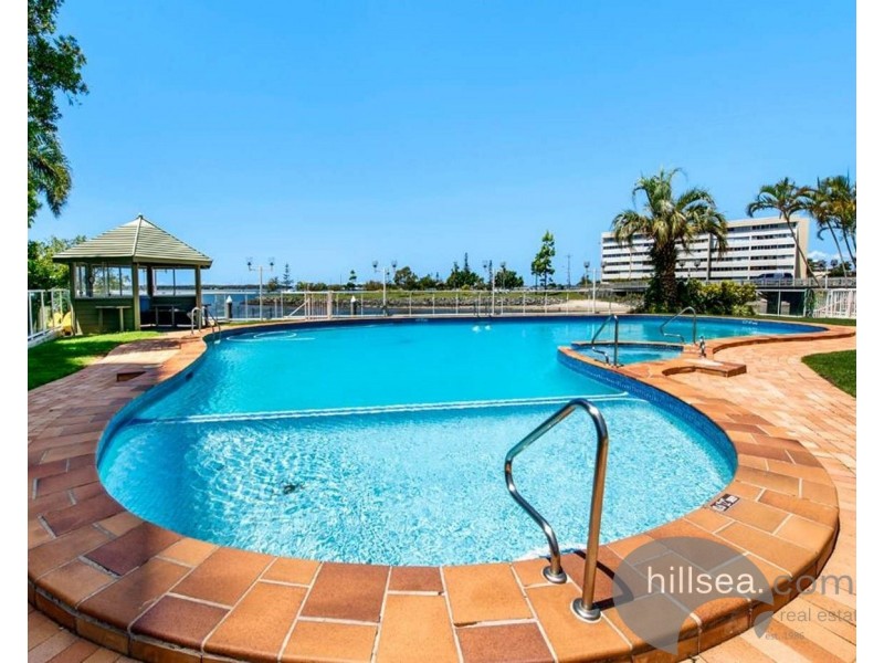6D/5 Bayview Street, Runaway Bay QLD 4216