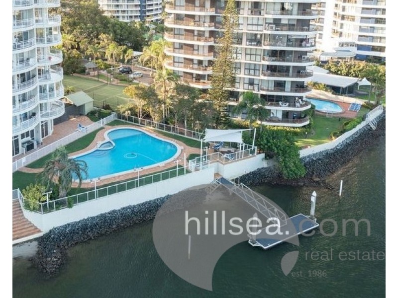 6D/5 Bayview Street, Runaway Bay QLD 4216