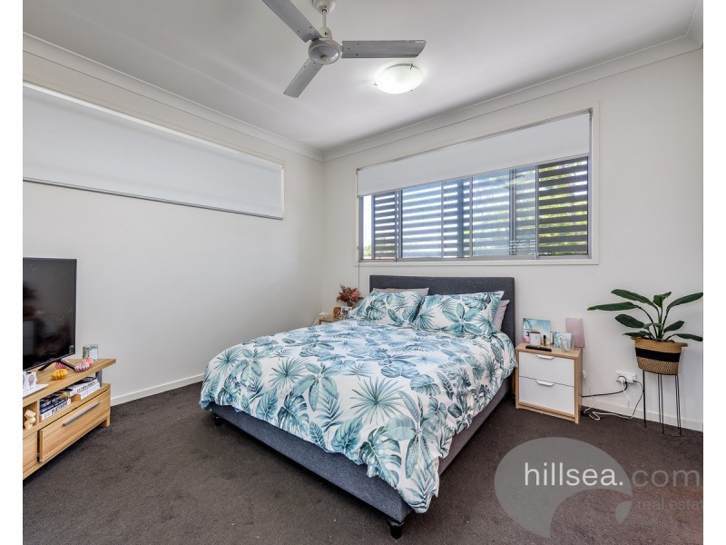 2/9 McWilliam Close, Labrador QLD 4215