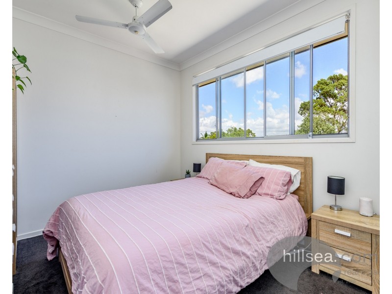 2/9 McWilliam Close, Labrador QLD 4215