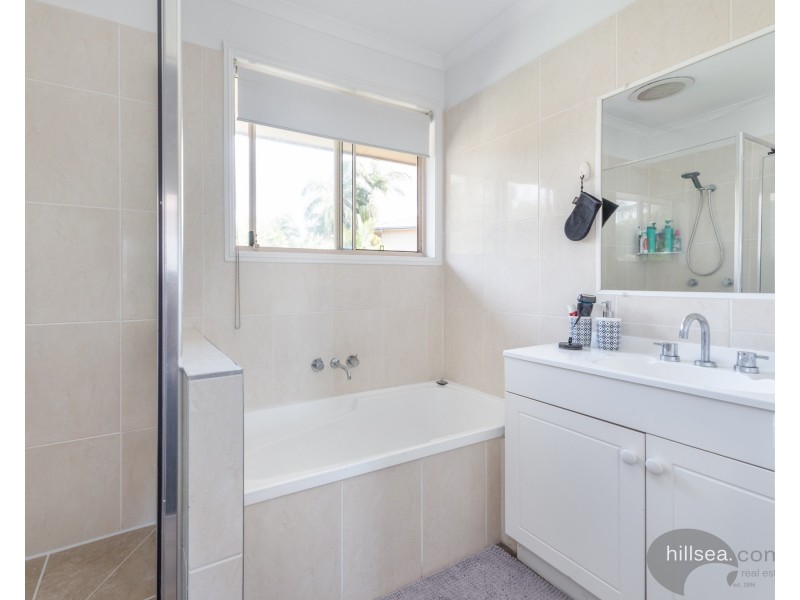 18/63 Olsen Avenue, Labrador QLD 4215