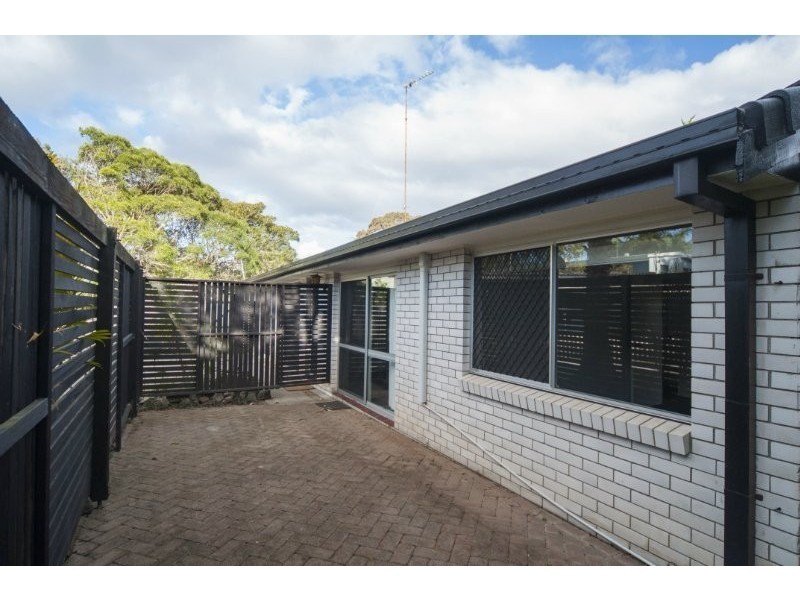 1/4 Ellen Street, Southport QLD 4215