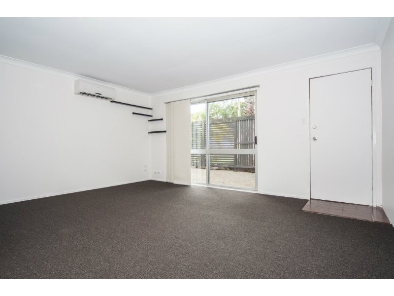 1/4 Ellen Street, Southport QLD 4215