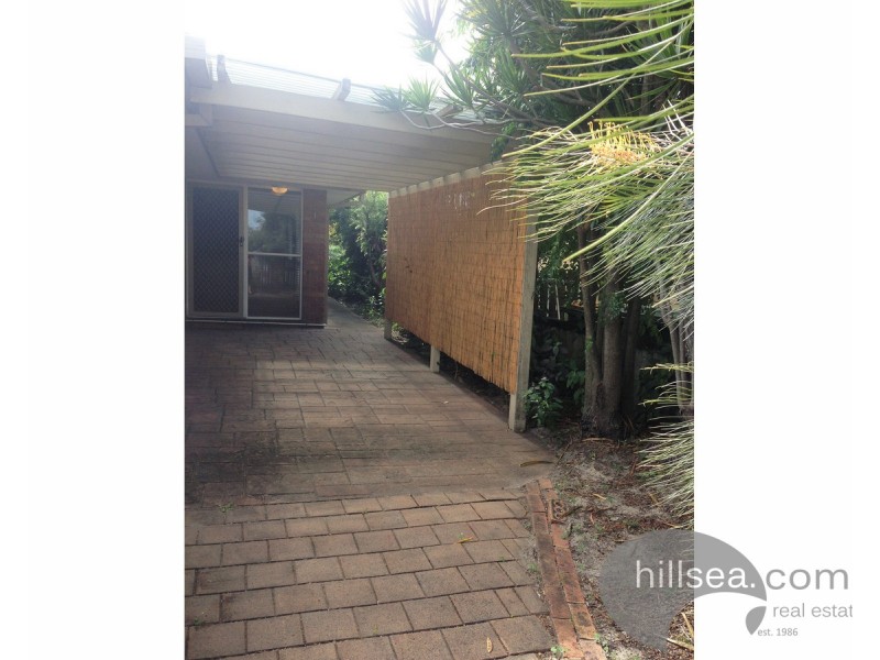 1/11 Bruce Avenue, Paradise Point QLD 4216