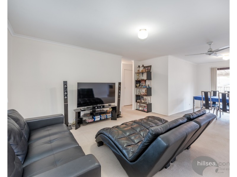 1/3 Morinda Way, Labrador QLD 4215