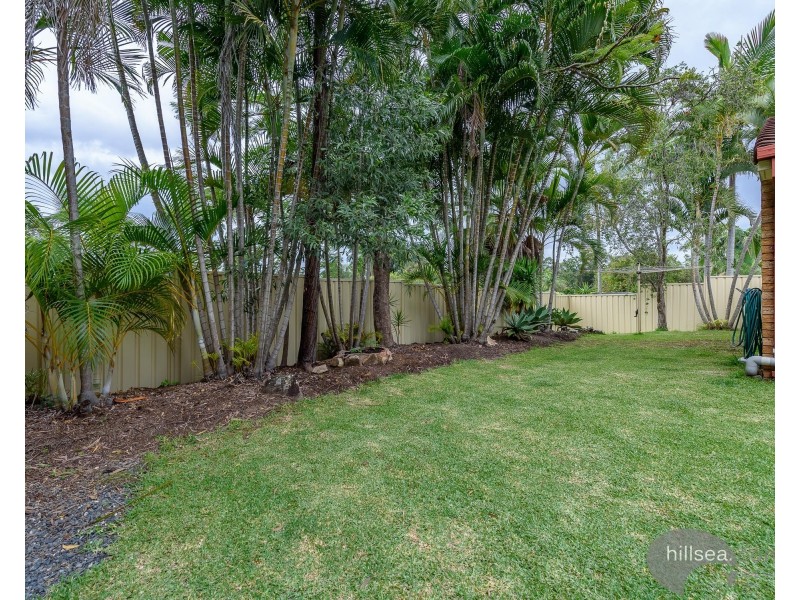 1/3 Morinda Way, Labrador QLD 4215