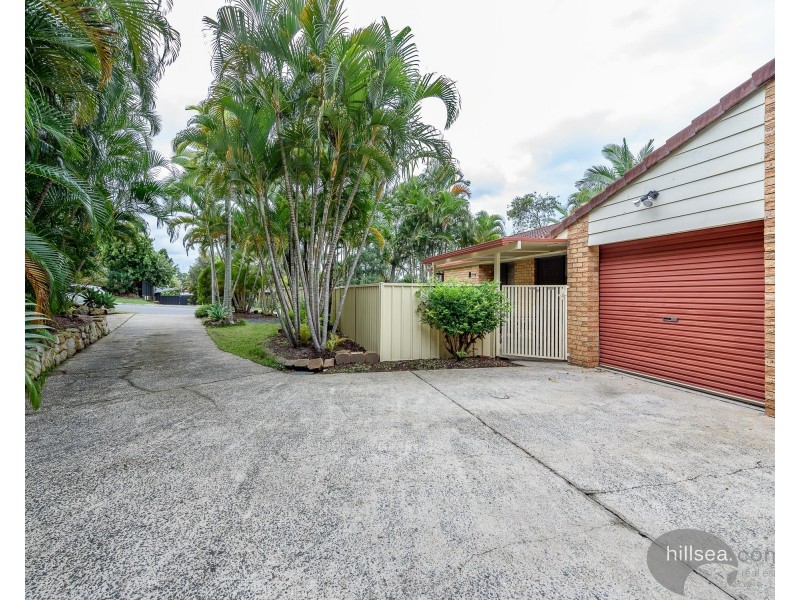 1/3 Morinda Way, Labrador QLD 4215