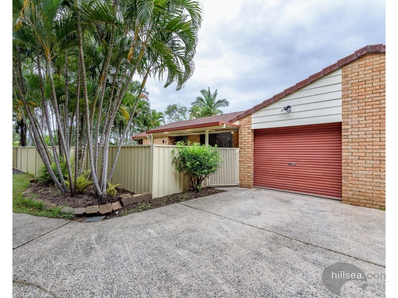 1/3 Morinda Way, Labrador QLD 4215