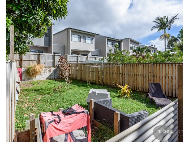 43 Crescent Avenue, Hope Island QLD 4212