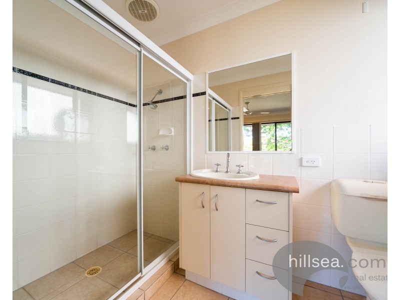 11 Hatutu Street, Pacific Pines QLD 4211