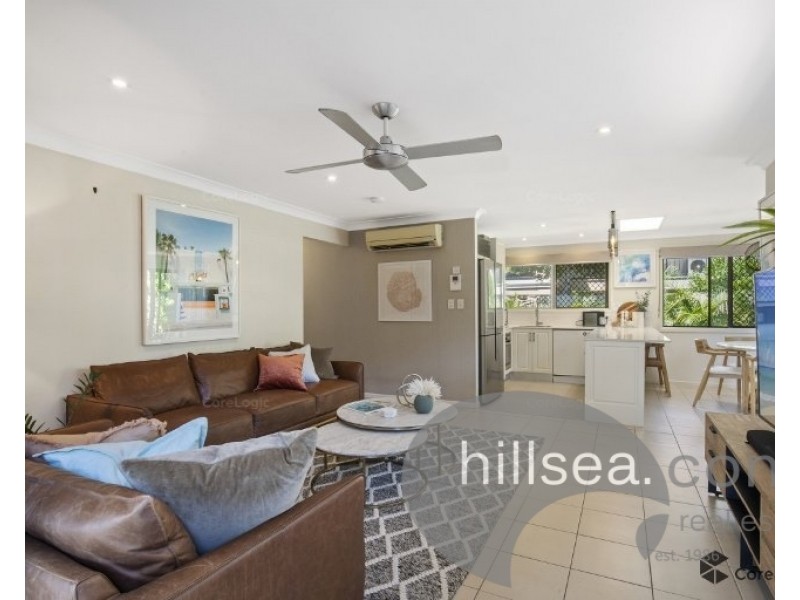 2/11 Esther Place, Surfers Paradise QLD 4217