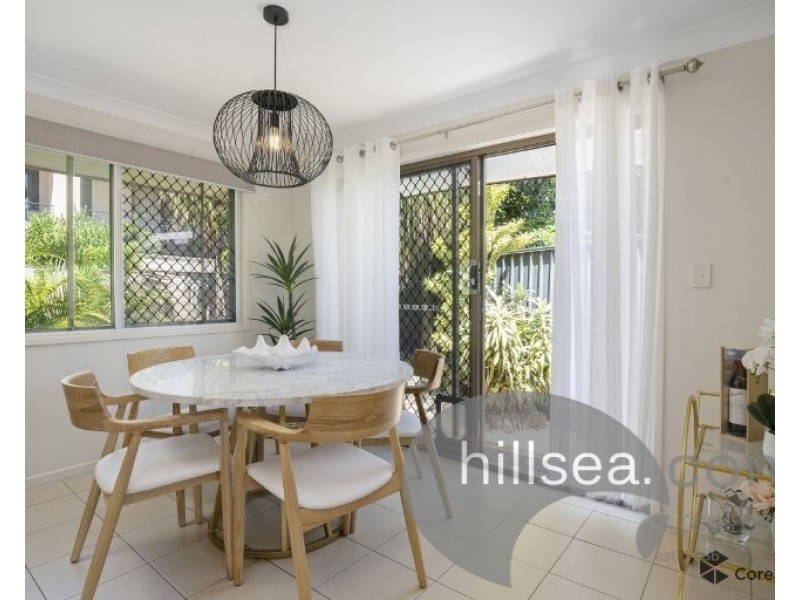 2/11 Esther Place, Surfers Paradise QLD 4217