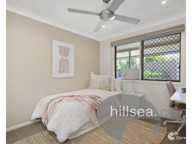 2/11 Esther Place, Surfers Paradise QLD 4217