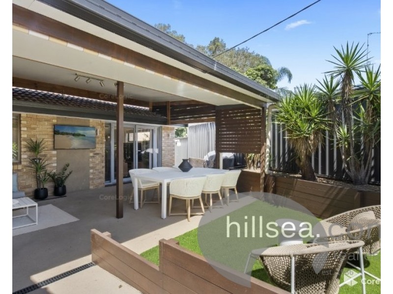 2/11 Esther Place, Surfers Paradise QLD 4217