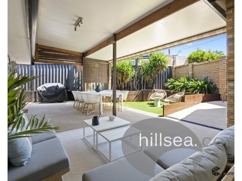 2/11 Esther Place, Surfers Paradise QLD 4217