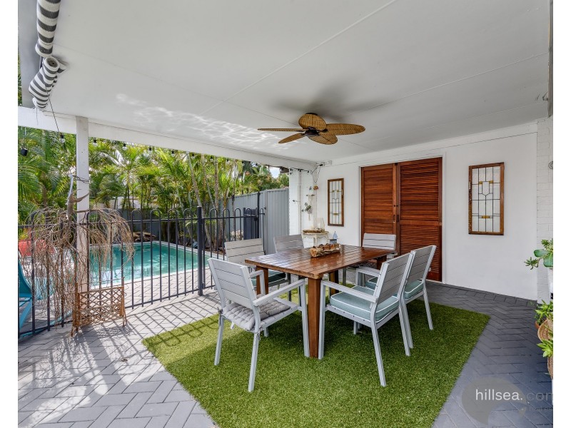 2/4 Brady Drive, Coombabah QLD 4216
