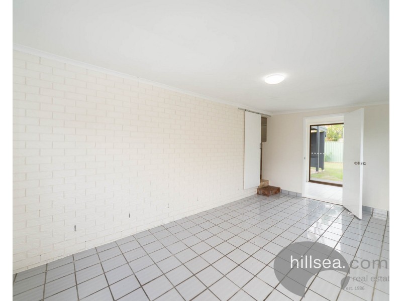 137 Kumbari Avenue, Labrador QLD 4215