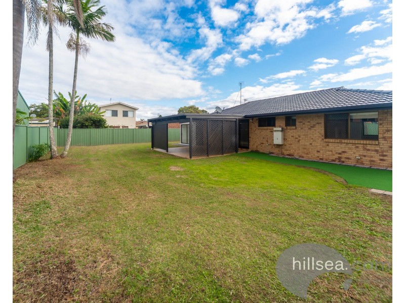 137 Kumbari Avenue, Labrador QLD 4215