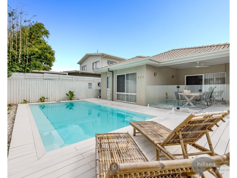 10 Waters Close, Hope Island QLD 4212