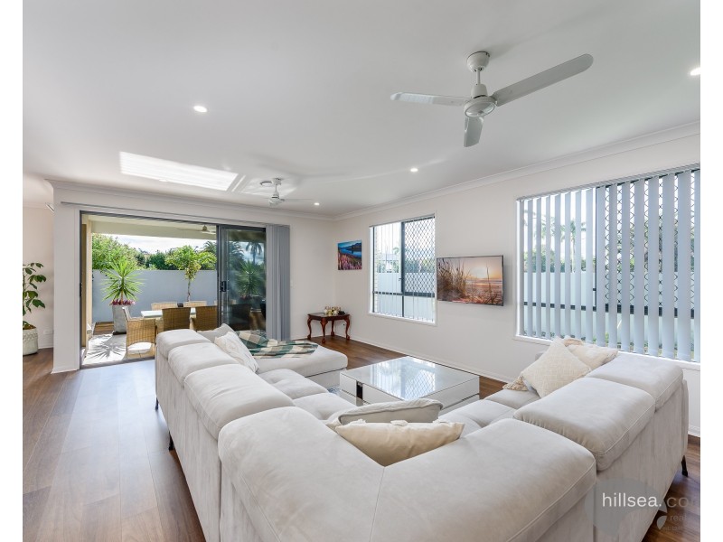 1 Wisemans Court, Helensvale QLD 4212
