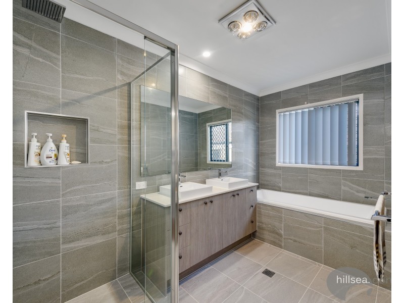 1 Wisemans Court, Helensvale QLD 4212