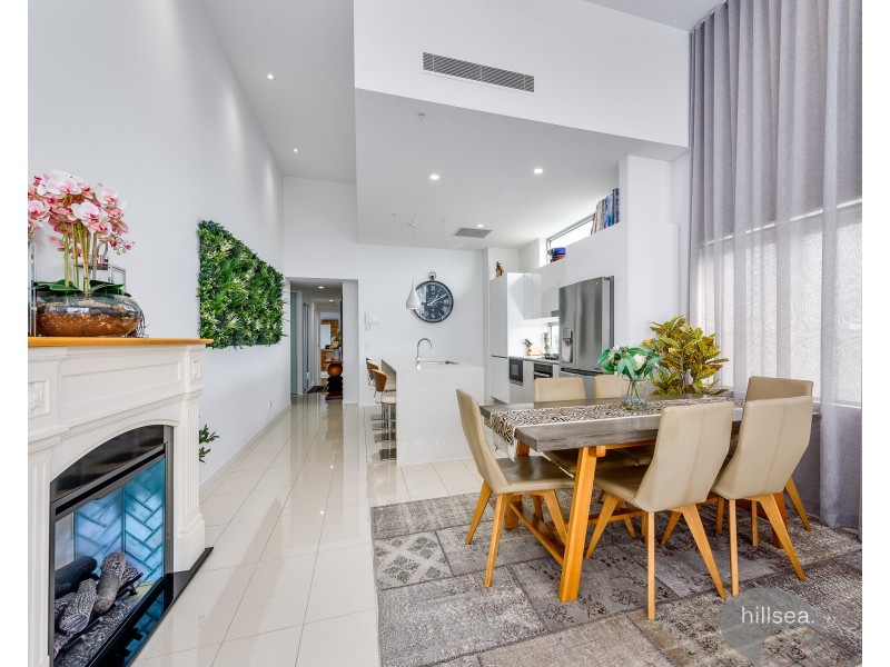 1201/388 Marine Parade, Labrador QLD 4215