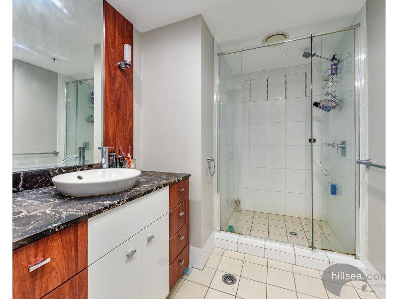 2037/23 Ferny Avenue, Surfers Paradise QLD 4217