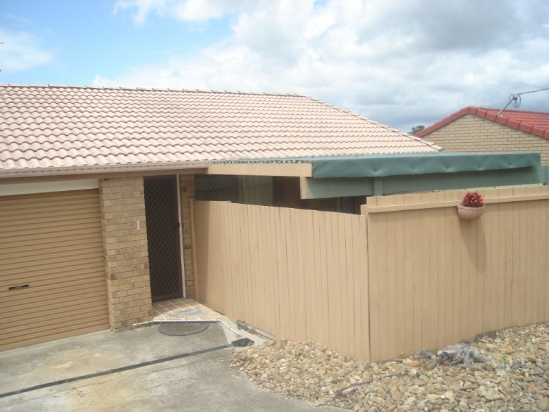 1/40 McMillan Street, Labrador QLD 4215