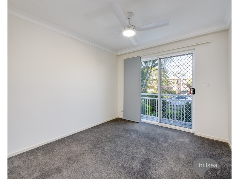 2/3 Vernia Place, Biggera Waters QLD 4216