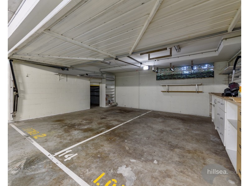 2/3 Vernia Place, Biggera Waters QLD 4216